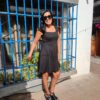Vestido entallado de cuello redondo