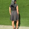 Vestido entallado de cuello redondo
